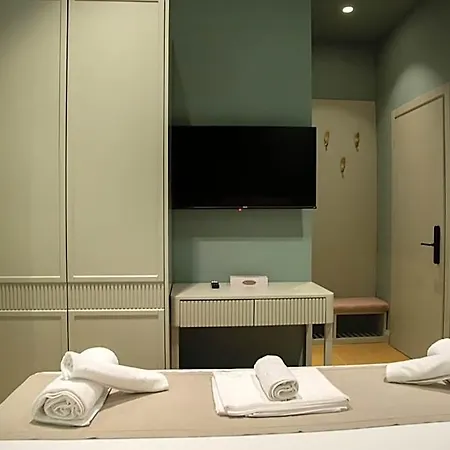 Mullaga Premium 4* Τίρανα