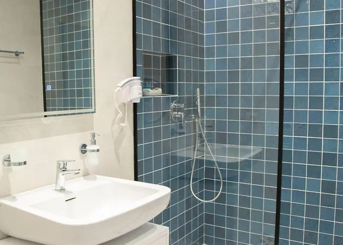 Mullaga Premium Stays Hotel